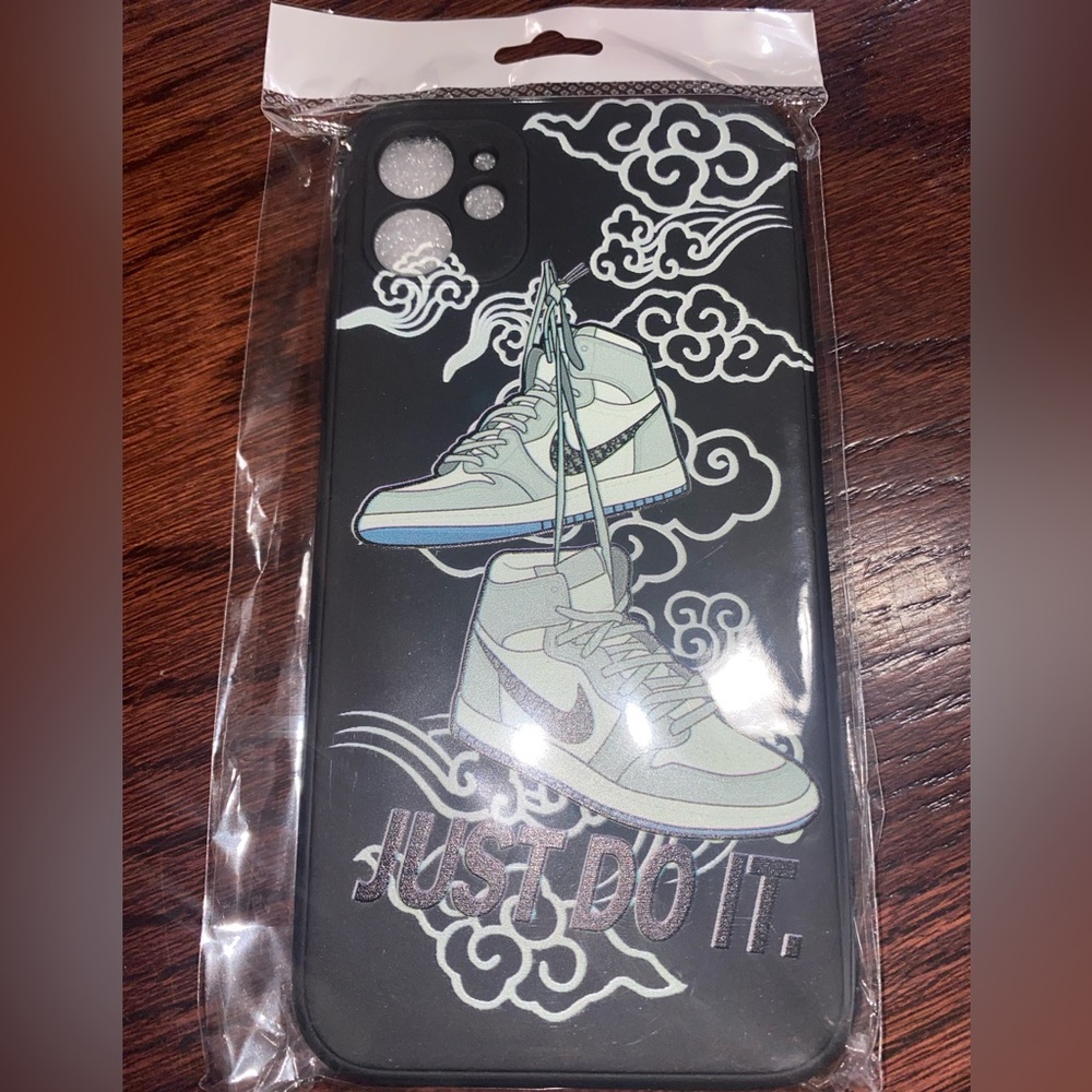 iPhone 11 phone case
